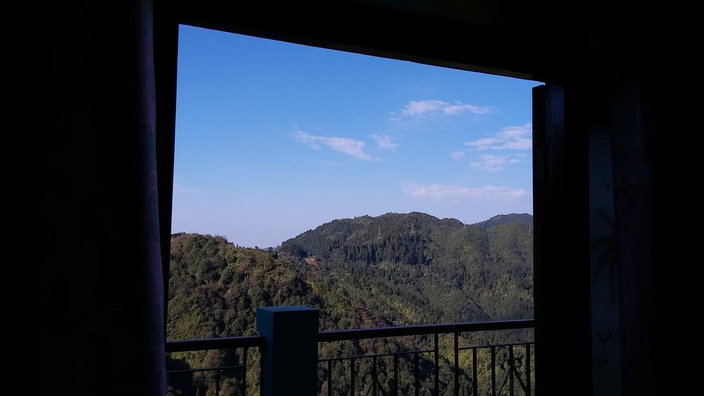 Tharbaling Homestay Darjeeling  Eksteriør billede