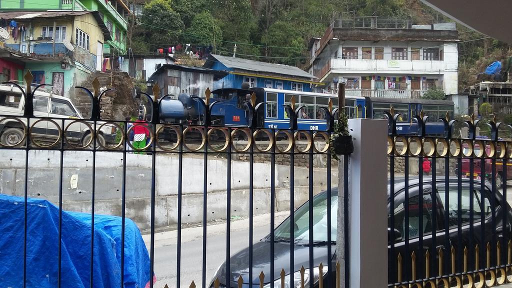 Tharbaling Homestay Darjeeling  Eksteriør billede