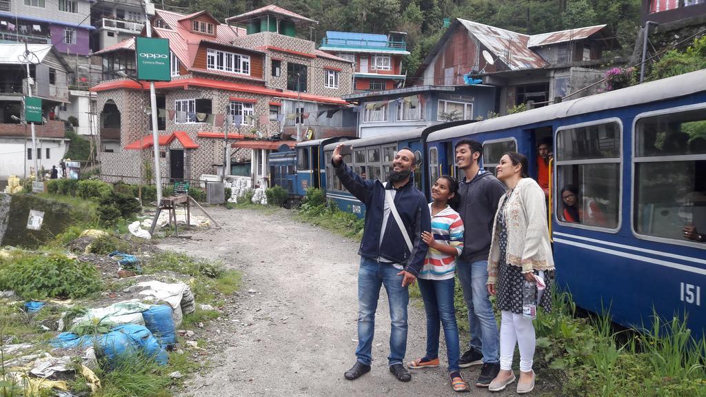 Tharbaling Homestay Darjeeling  Eksteriør billede